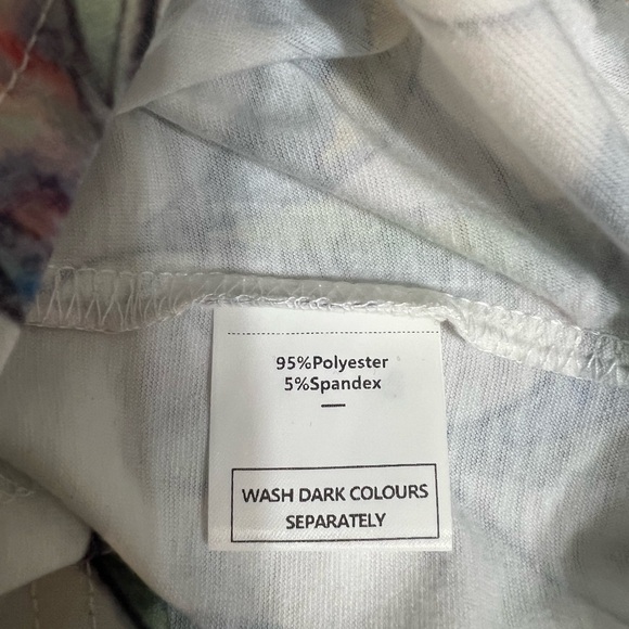 Leaf Pattern Colorful Top - Picture 5 of 5